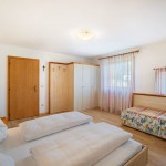 4-5 Personen Zimmer 2